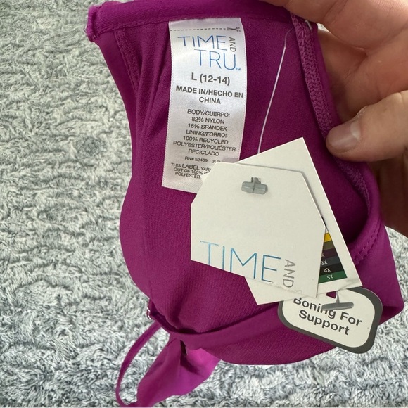 Time & Tru Women’s Fuchsia Colored Bikini Swim Top Size Large NWT - Picture 4 of 5